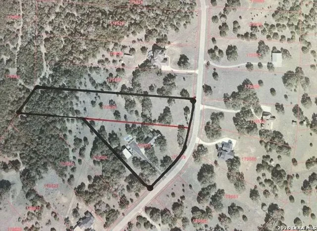 1467 Palomino Springs Dr Bandera, TX 78003