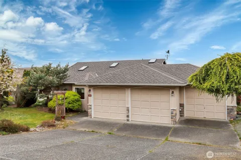 876 Rocky Point Drive