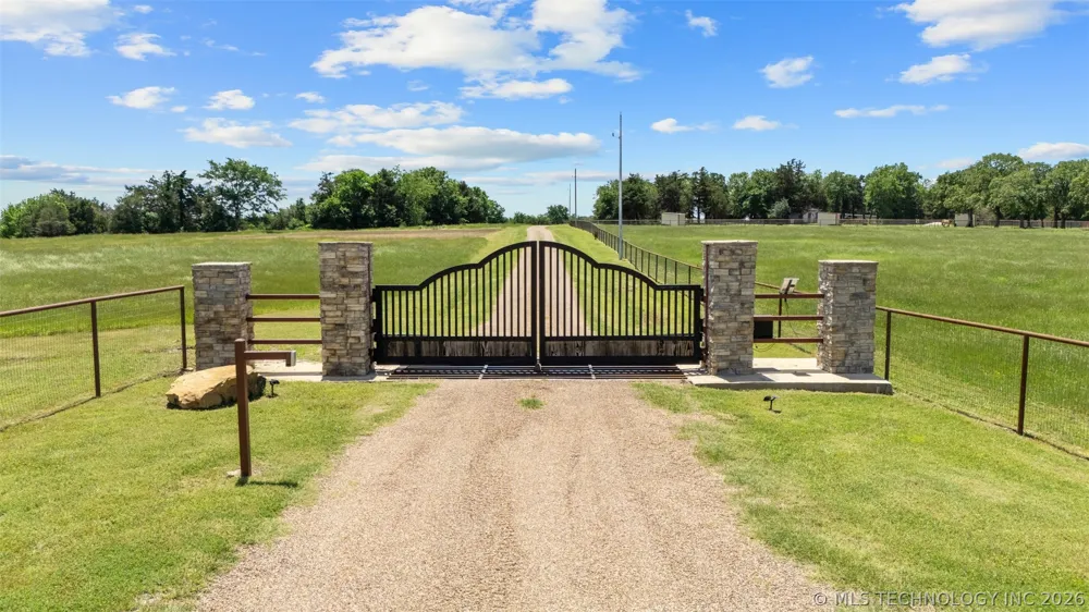 37968 County Road 1590 Coalgate, OK 74538
