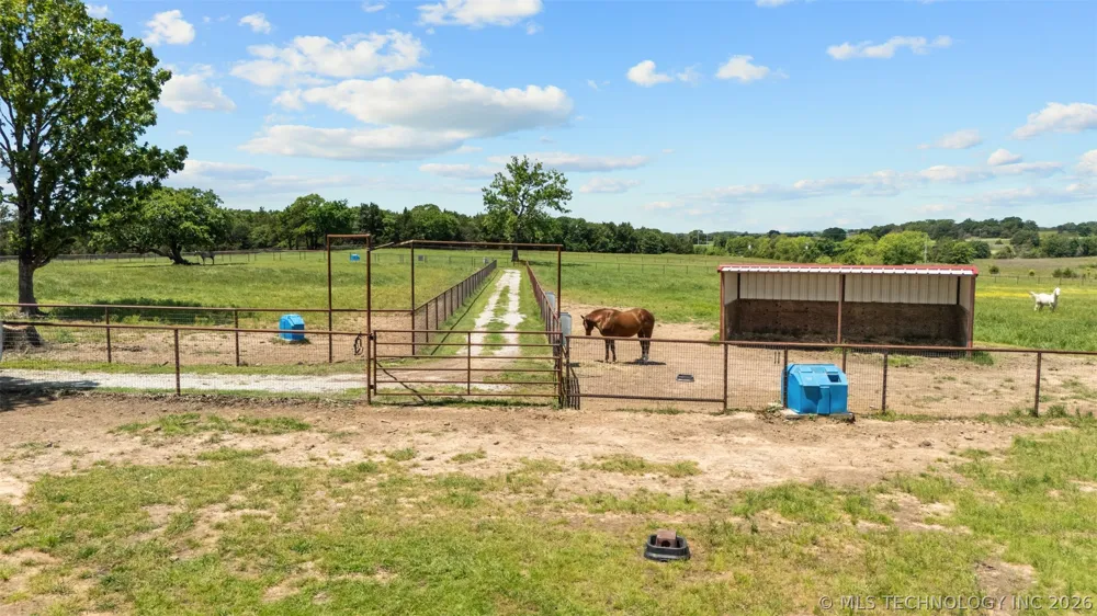 37968 County Road 1590 Coalgate, OK 74538