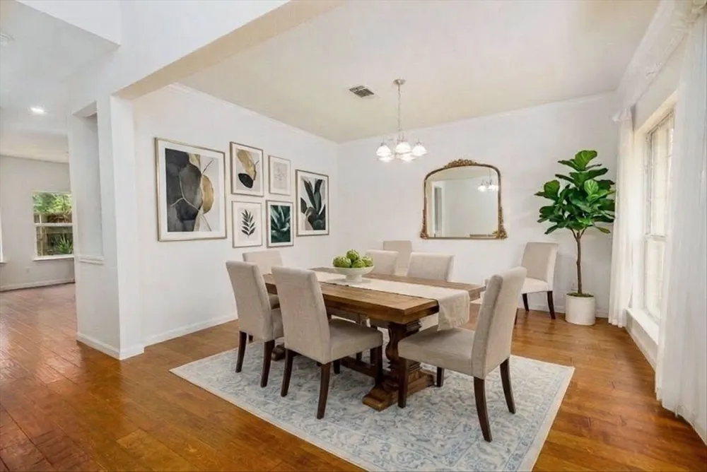 7136 Ridge Oak Road Austin, TX 78749