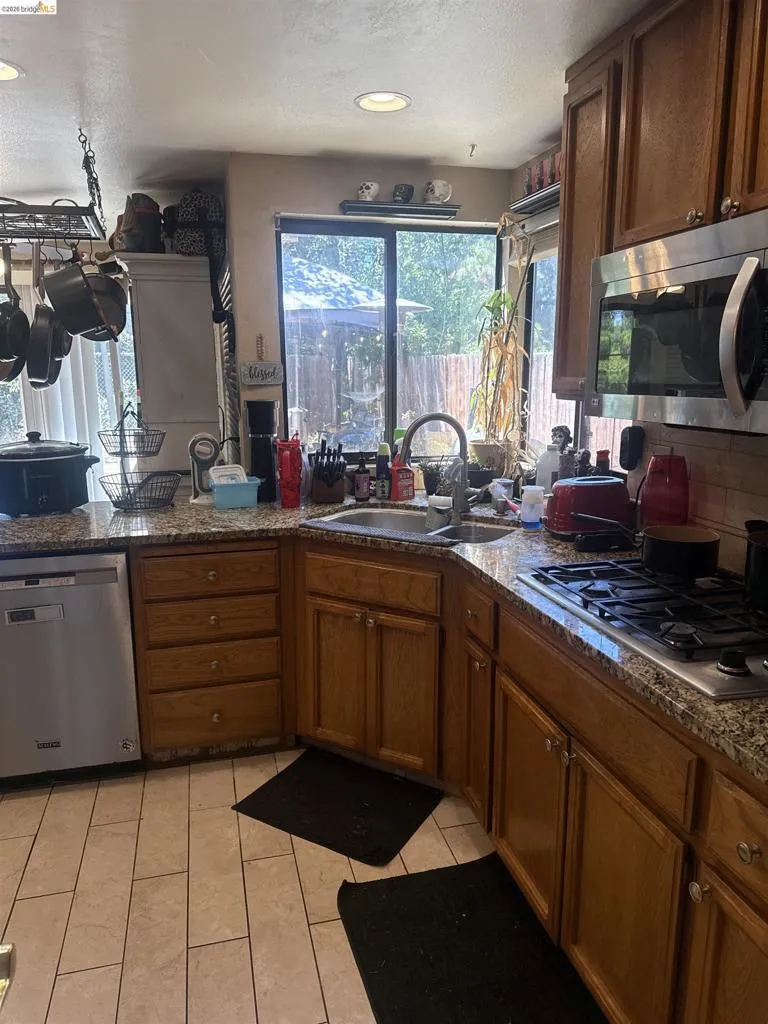 2838 BELLFLOWER DRIVE Antioch, CA 94531