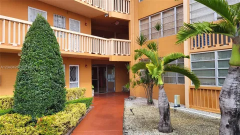 1591 NE Miami Gardens Dr #306