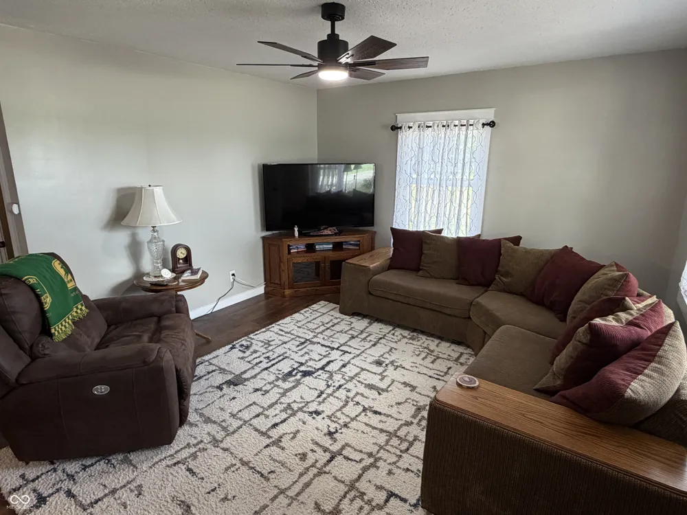 9313 S State Road 109 Markleville, IN 46056