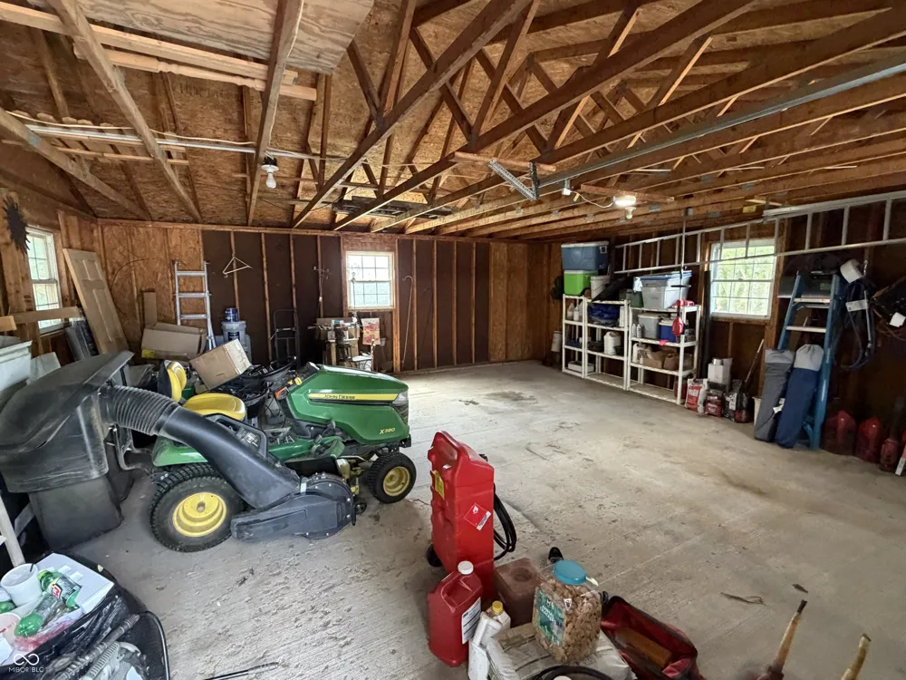 9313 S State Road 109 Markleville, IN 46056
