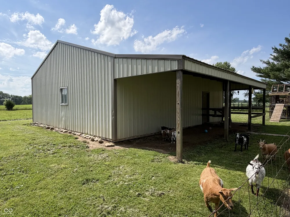 9313 S State Road 109 Markleville, IN 46056