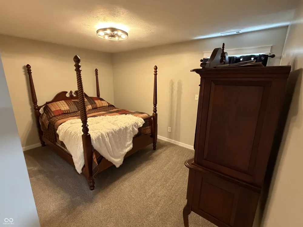 9313 S State Road 109 Markleville, IN 46056