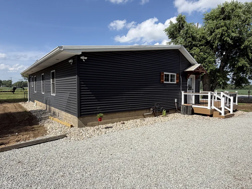 9313 S State Road 109 Markleville, IN 46056