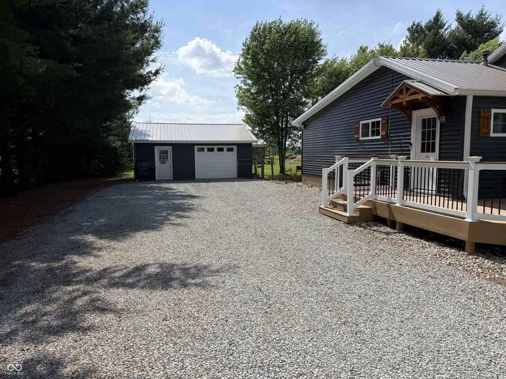 9313 S State Road 109 Markleville, IN 46056