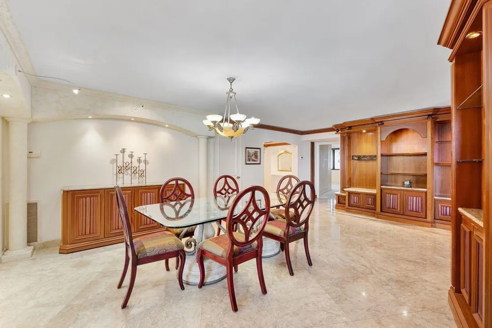 1800 S Ocean Boulevard #410 Lauderdale By The Sea, FL 33062