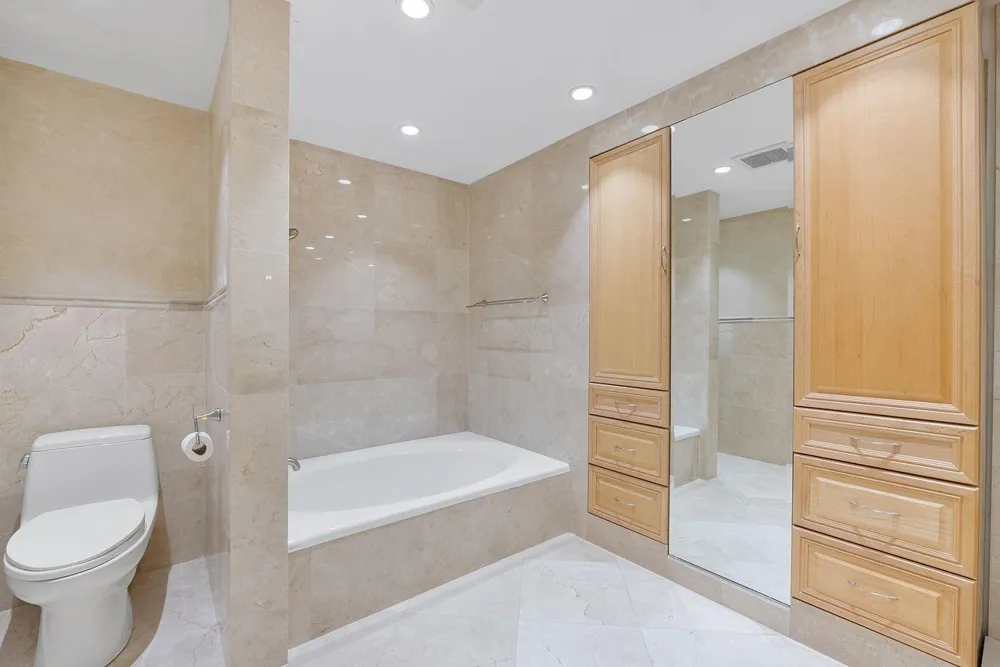 1800 S Ocean Boulevard #410 Lauderdale By The Sea, FL 33062