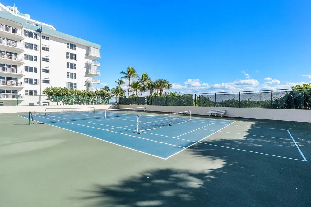 1800 S Ocean Boulevard #410 Lauderdale By The Sea, FL 33062
