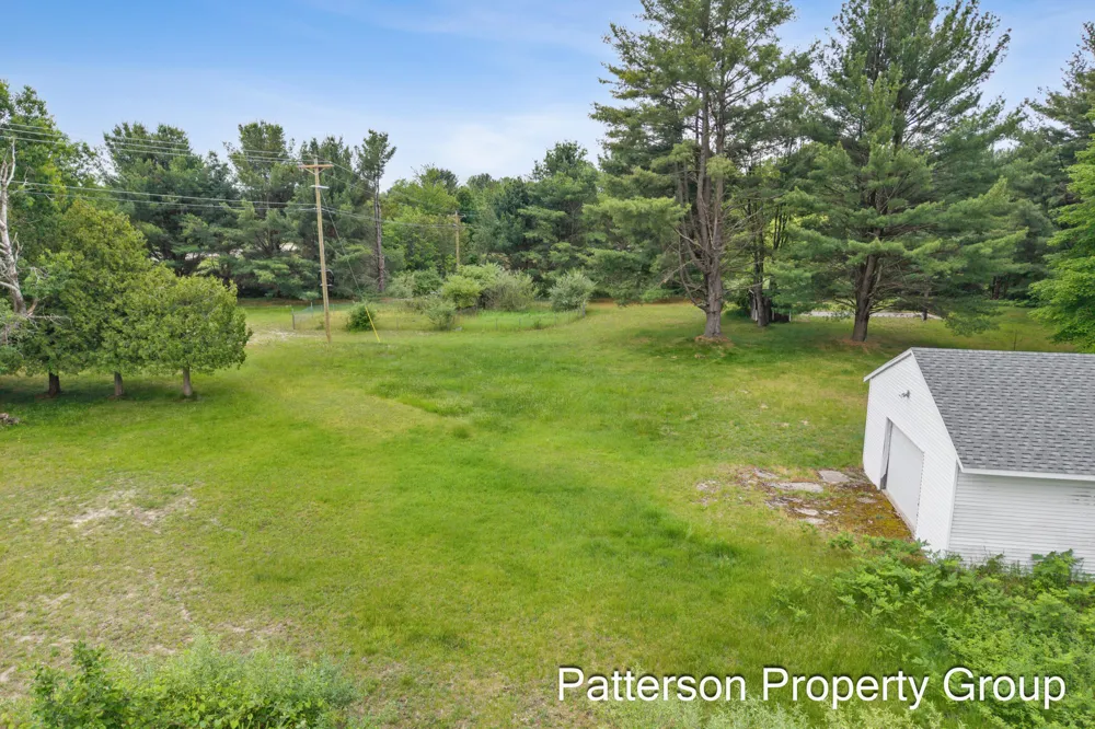 7093 Oceana Drive Hart, MI 49420