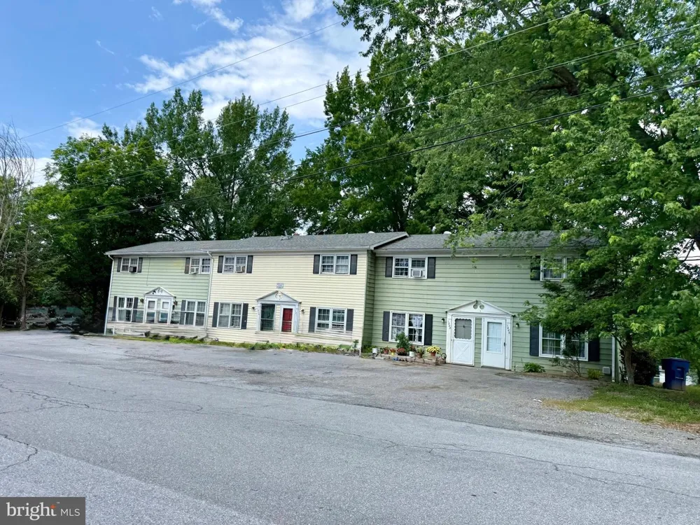1206 MASSANUTTEN AVENUE Front Royal, VA 22630