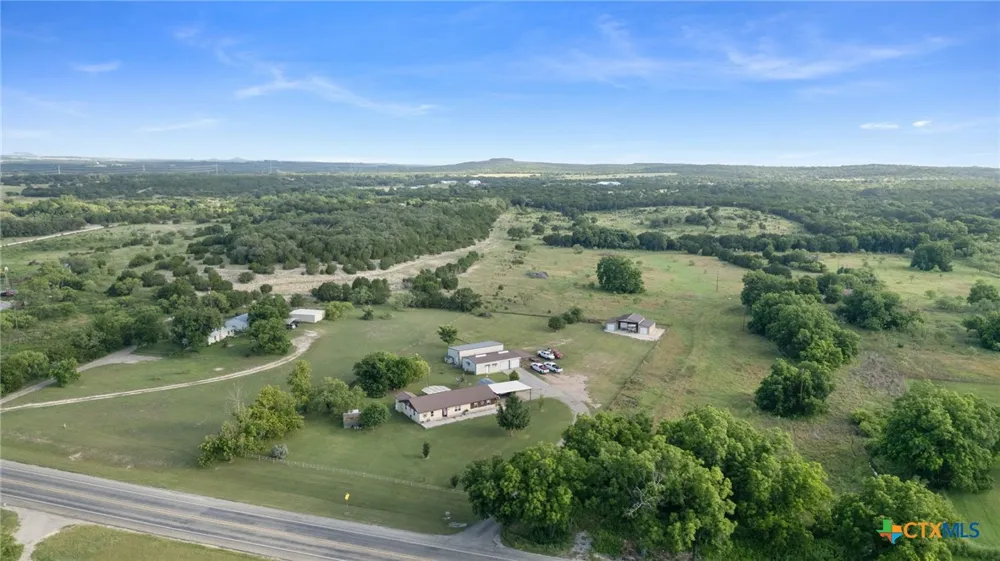 963 Fm 580 Lampasas, TX 76550