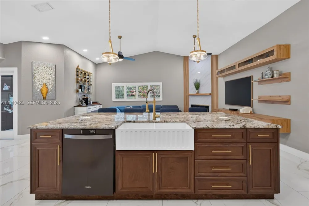 15720 SW 56th St Southwest Ranches, FL 33331