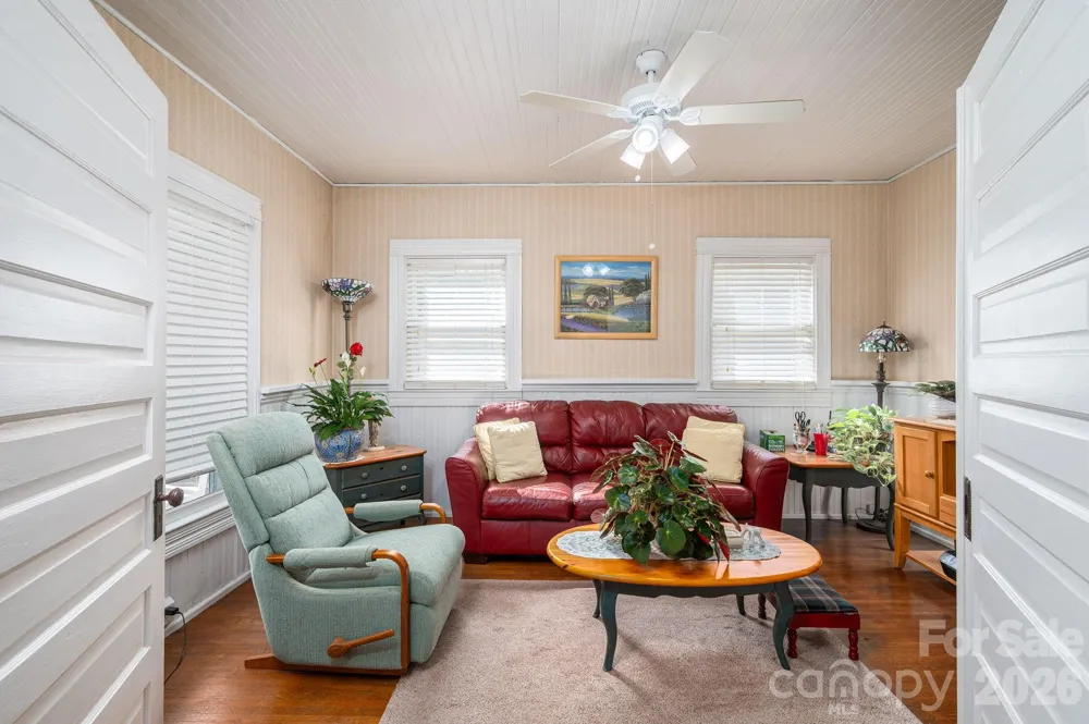 601 Forney Avenue Lincolnton, NC 28092