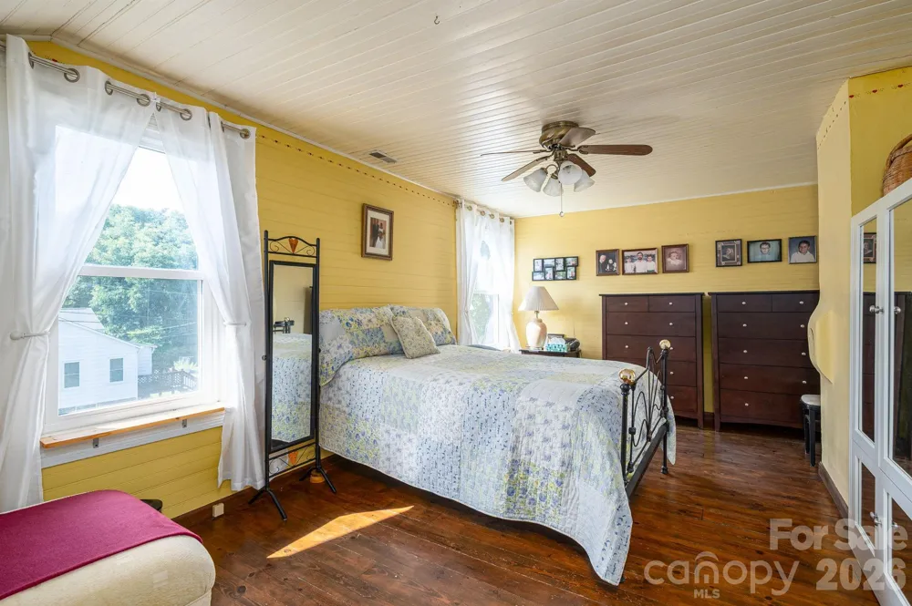 601 Forney Avenue Lincolnton, NC 28092