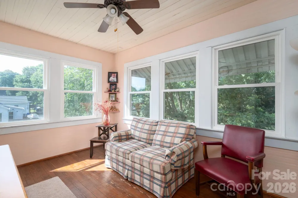 601 Forney Avenue Lincolnton, NC 28092
