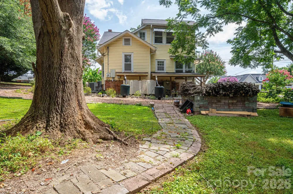 601 Forney Avenue Lincolnton, NC 28092