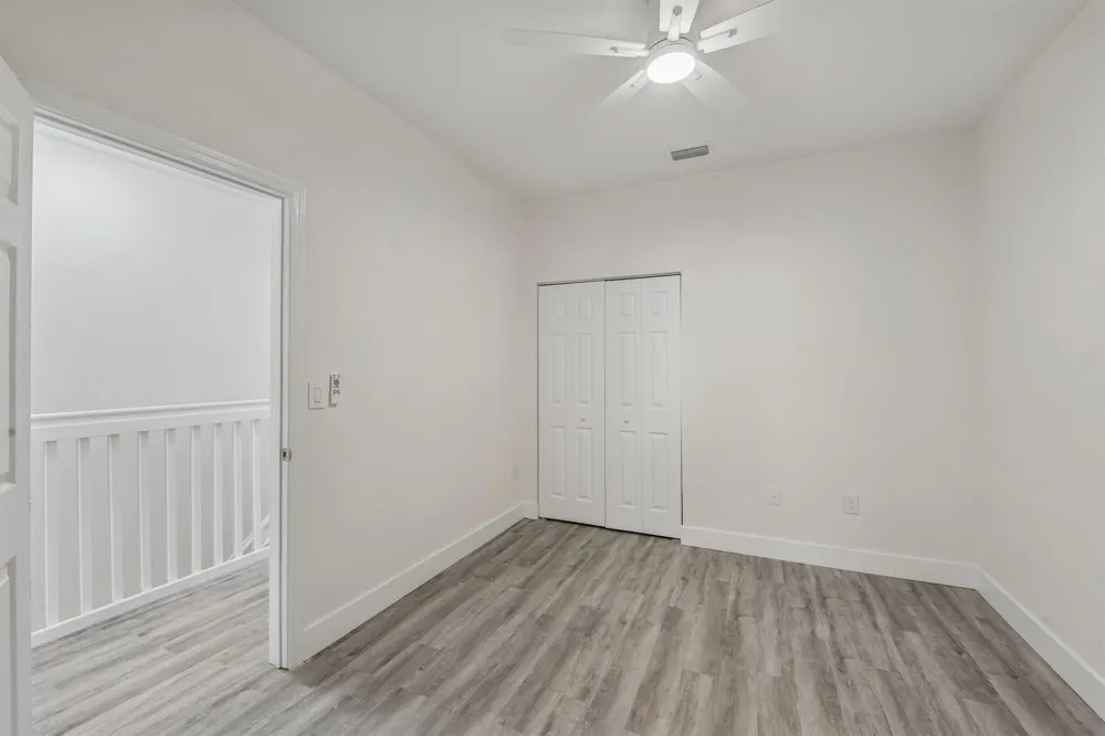 560 St Tropez Lane Margate, FL 33068