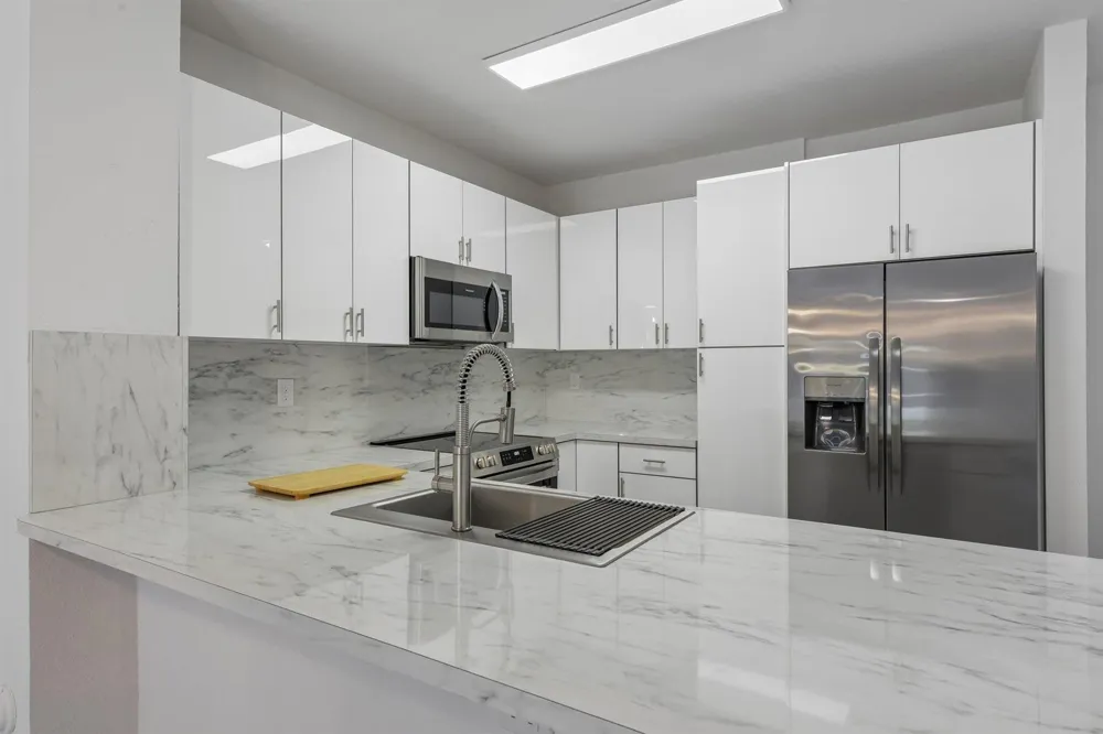 560 St Tropez Lane Margate, FL 33068