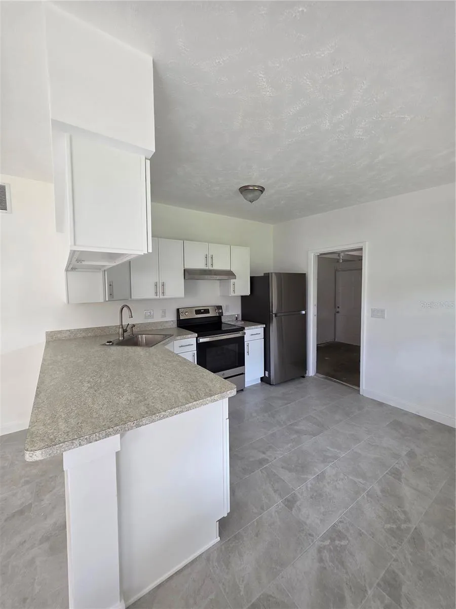 219 HAYS DRIVE Sanford, FL 32771
