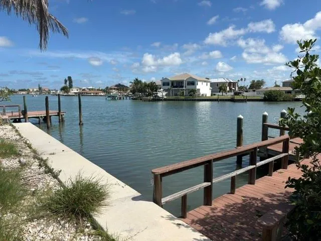 14065 BAYSHORE DRIVE Madeira Beach, FL 33708