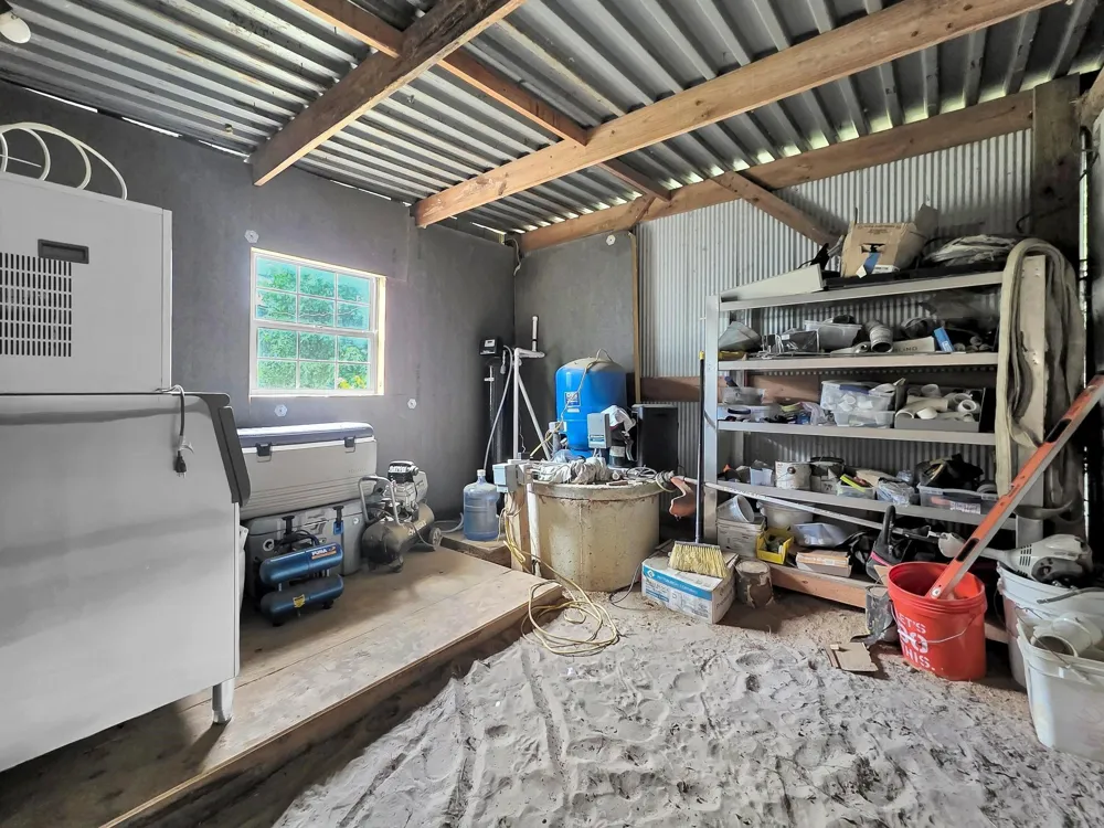 8323 County Road 292 Buffalo, TX 75831