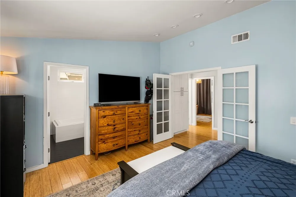 1231 Dolores Anaheim, CA 92807