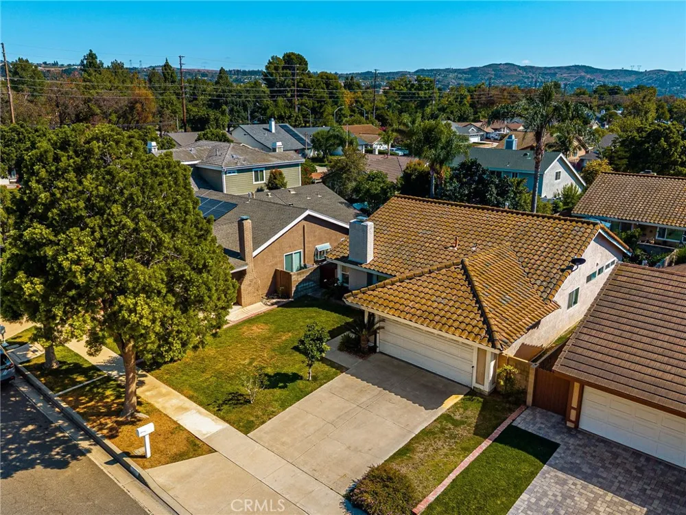 1231 Dolores Anaheim, CA 92807