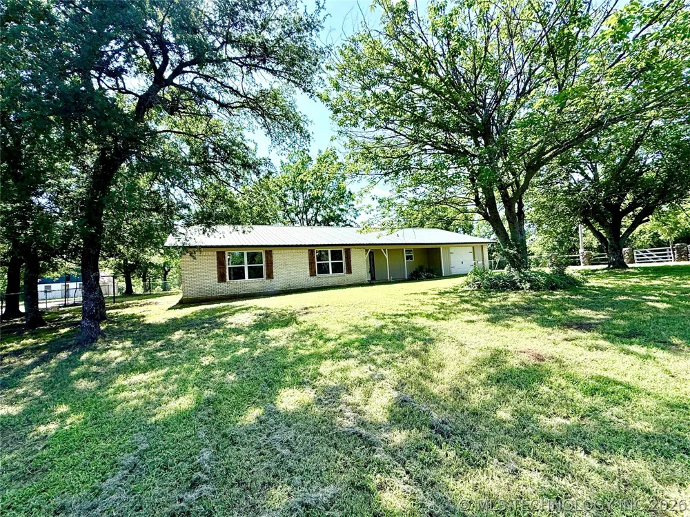 2835 Roy Roberts Road Valliant, OK 74764