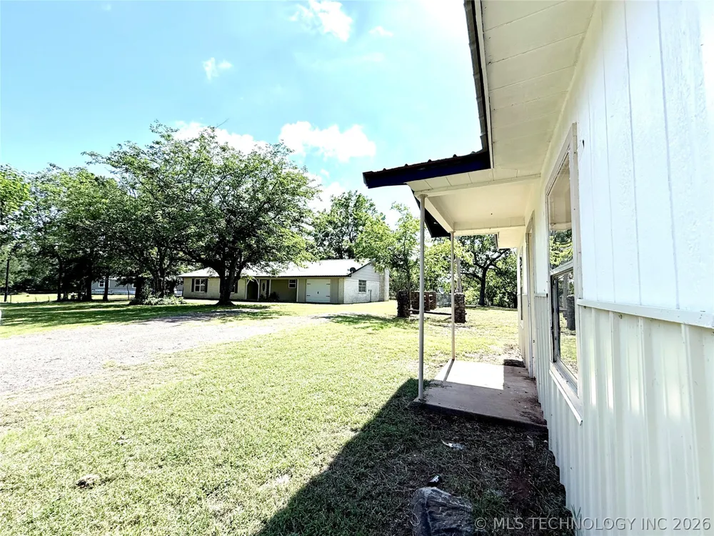 2835 Roy Roberts Road Valliant, OK 74764