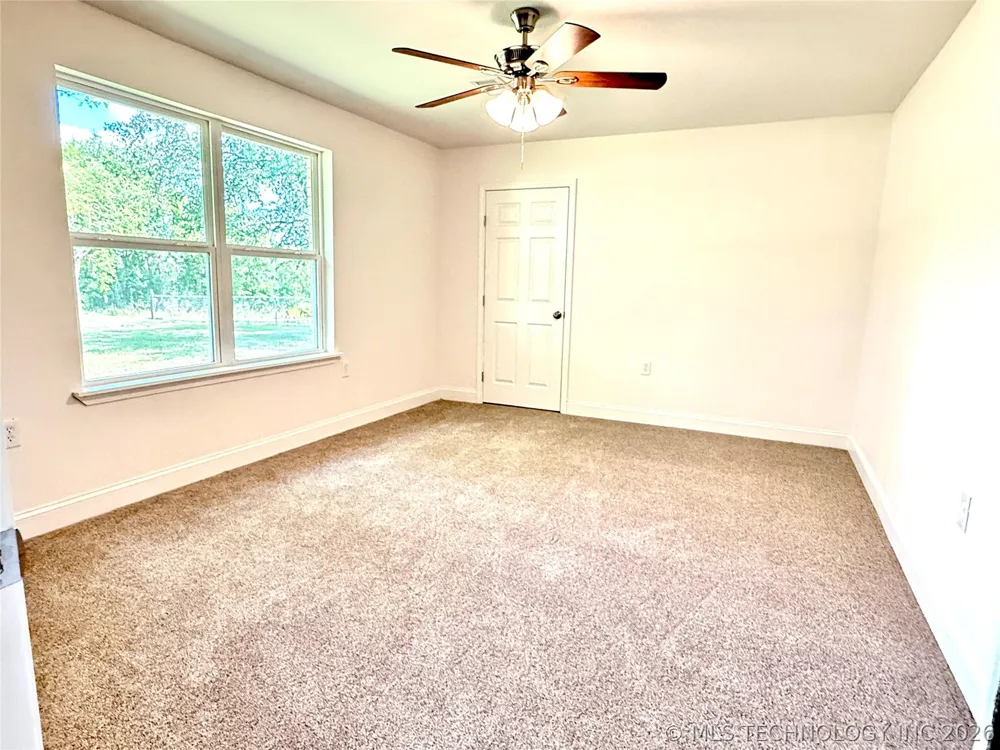 2835 Roy Roberts Road Valliant, OK 74764