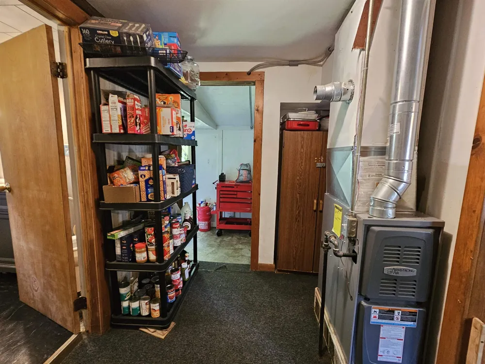 3208 W Bath Road Perry City, MI 48872