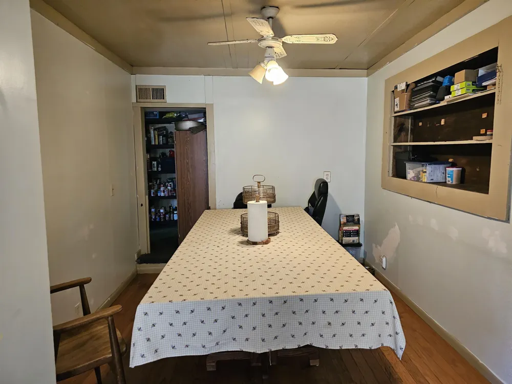 3208 W Bath Road Perry City, MI 48872
