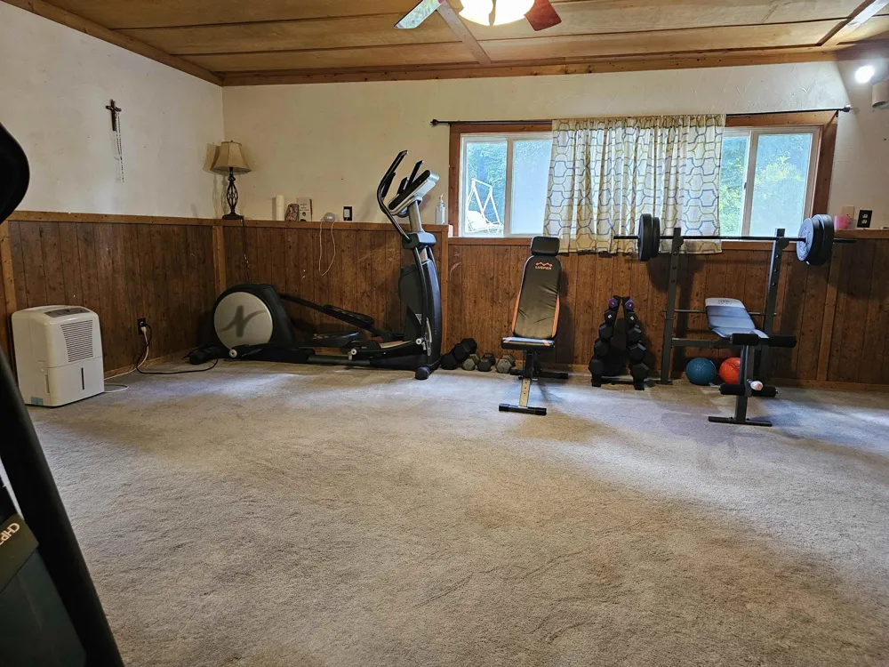 3208 W Bath Road Perry City, MI 48872