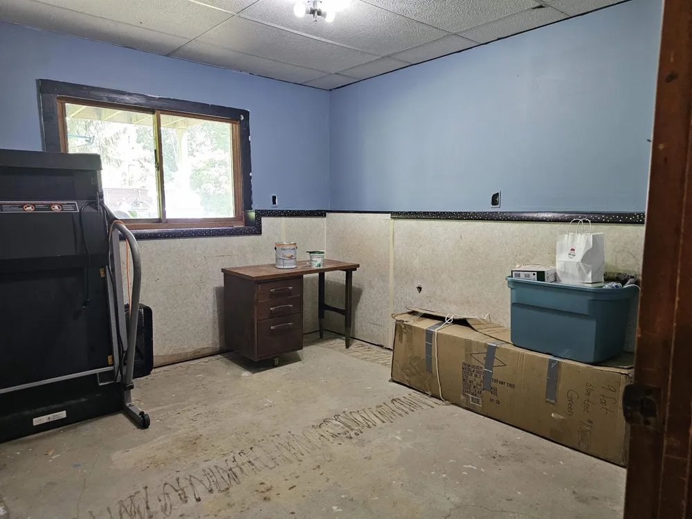 3208 W Bath Road Perry City, MI 48872