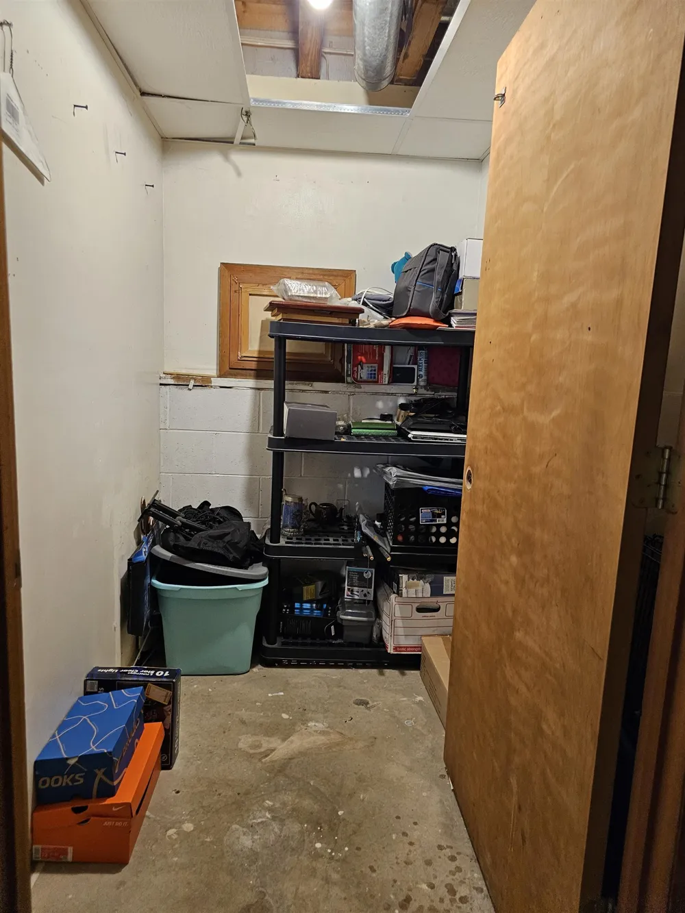 3208 W Bath Road Perry City, MI 48872