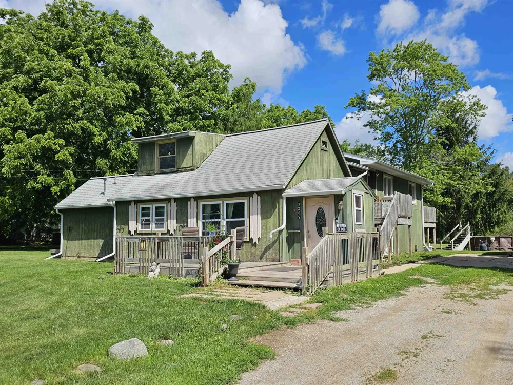 3208 W Bath Road Perry City, MI 48872