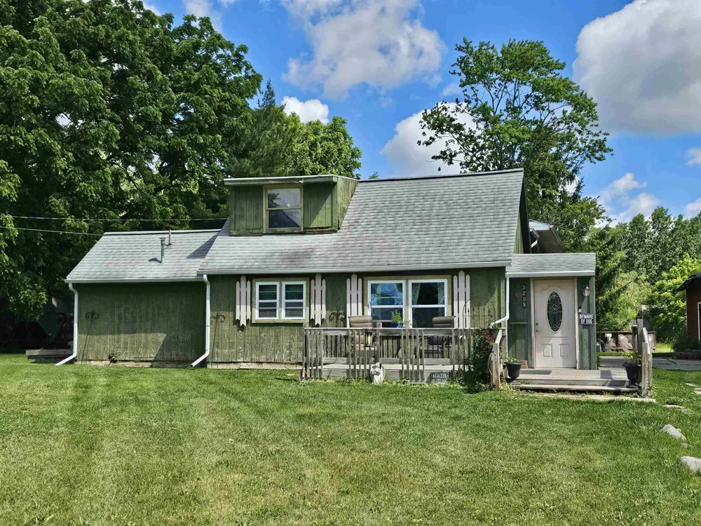 3208 W Bath Road Perry City, MI 48872