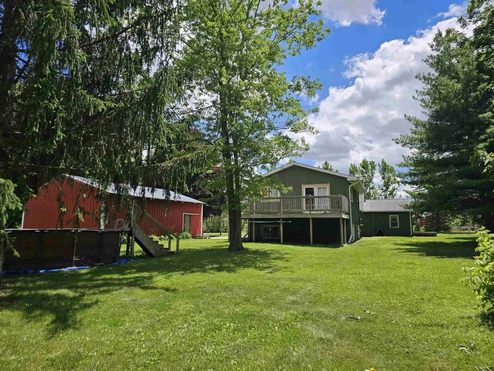 3208 W Bath Road Perry City, MI 48872