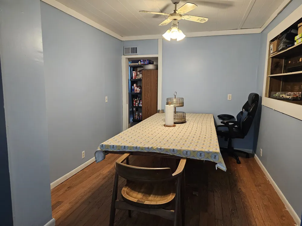 3208 W Bath Road Perry City, MI 48872