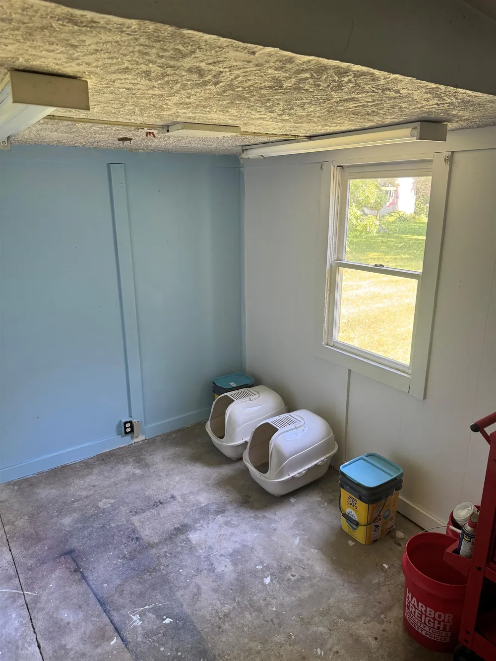 3208 W Bath Road Perry City, MI 48872