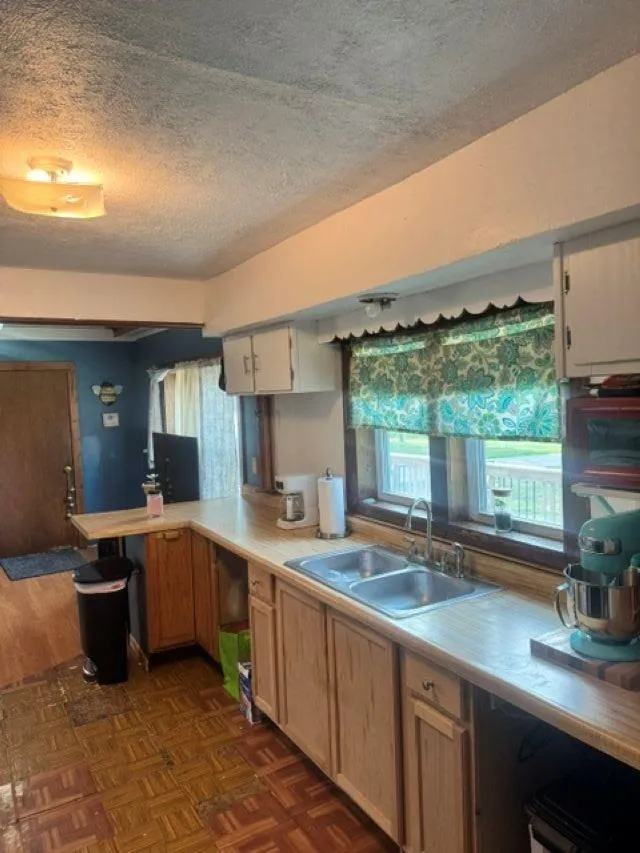 3208 W Bath Road Perry City, MI 48872