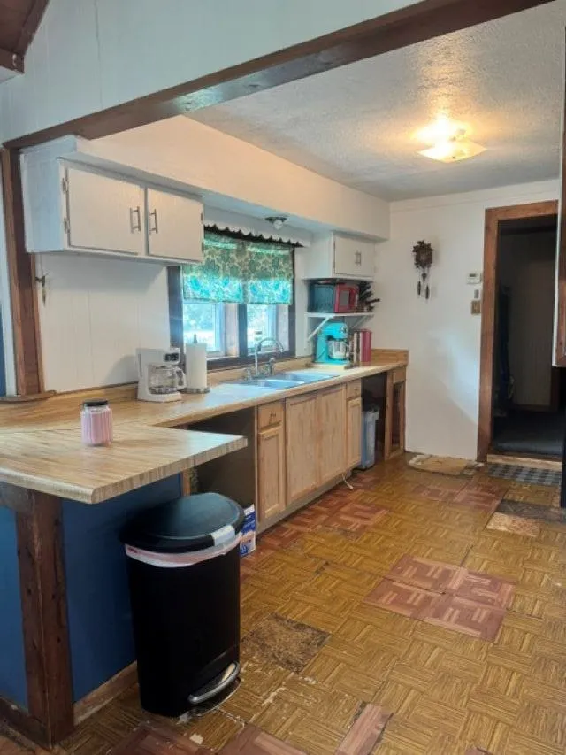 3208 W Bath Road Perry City, MI 48872