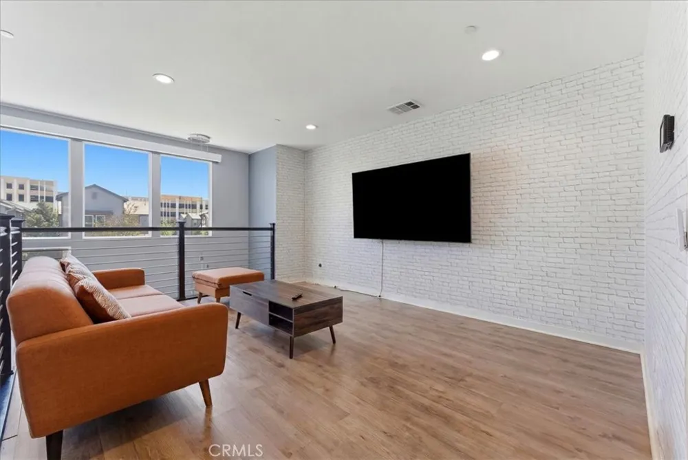 8847 Jacaranda Avenue #C Montclair, CA 91763
