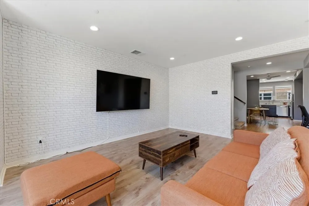 8847 Jacaranda Avenue #C Montclair, CA 91763
