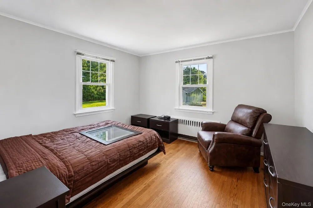 20 Richmond Boulevard Lake Grove, NY 11755