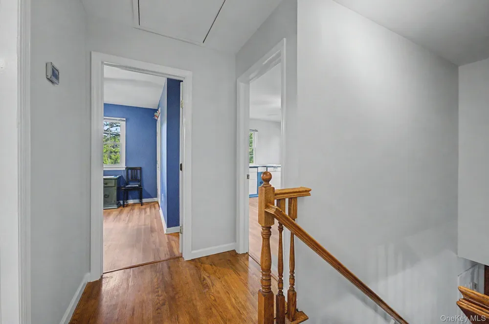 20 Richmond Boulevard Lake Grove, NY 11755